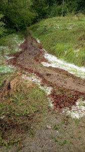 Crollata la strada tra Cremenaga e Biviglione. Si contano i danni anche a Germignaga