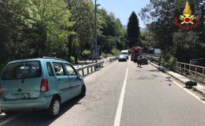 Incidente tra Luino e Porto, coinvolte due ragazze. Disagi alla circolazione
