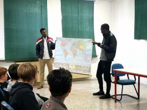Migranti: da studenti a docenti per un giorno, la storia di Abraham e Oyas