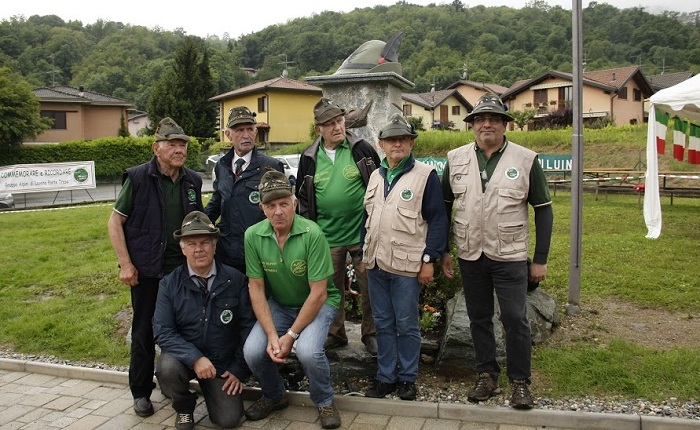 Emozioni, amicizia e sacrifici: il Gruppo Alpini di Lavena Ponte Tresa è tornato a Baita