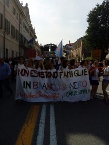 Varese Pride, una marea arcobaleno invade la città per i diritti civili