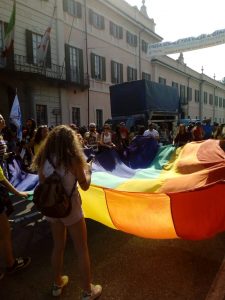 Varese Pride, una marea arcobaleno invade la città per i diritti civili
