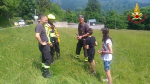 Mamma e bimbi si perdono nel bosco, salvati dall'elisoccorso