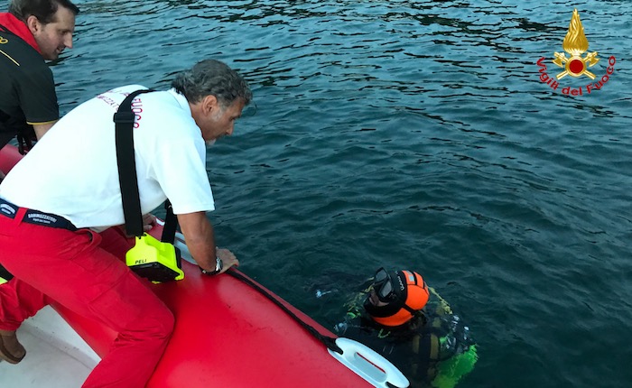 Porto Valtravaglia, ritrovato senza vita il corpo del 74enne nelle acque del lago