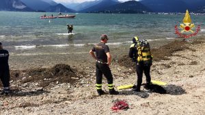 65enne scomparso da ieri a Laveno, continuano senza sosta le ricerche nelle acque del lago