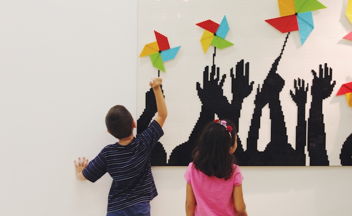 “Potere ai Piccoli”, oltre 8500 persone oggi al Pirelli per le coloratissime opere in mattoncini Lego