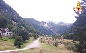 Precipita in un dirupo, perde la vita un 34enne varesino