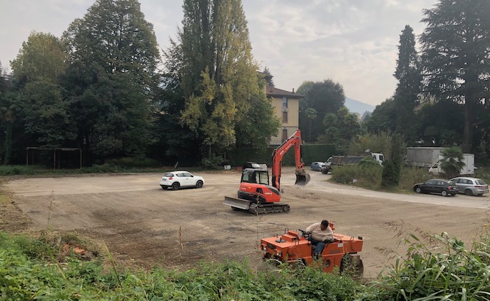 Riqualificata a Luino l'ex area Diana, parcheggi più sicuri e ordinati