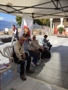 Luino, un successo l'iniziativa l'Ospedale scende in piazza. Un centinaio le visite gratuite