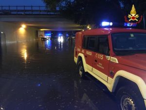 Maltempo, in 24 ore oltre 200 interventi da parte dei vigili del fuoco