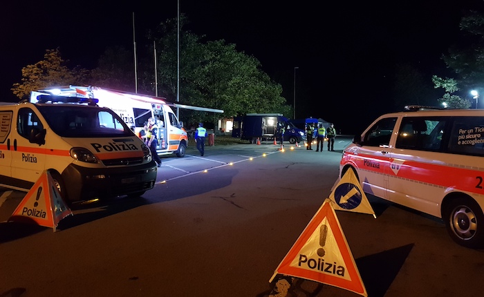 Controlli in Ticino nel weekend: patenti ritirate e sequestro di armi e droga. Anche 3 arresti