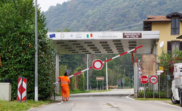 Barriere ai valichi secondari, si inizia dalla dogana di Palone