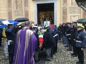 A Dumenza un'intera comunità commossa dà l'addio al suo Silvano
