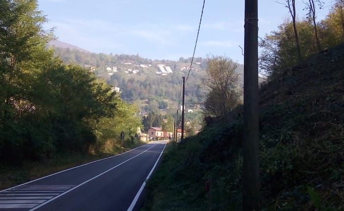 Cremenaga previene i danni del maltempo, importante progetto sugli alberi a bordo strada