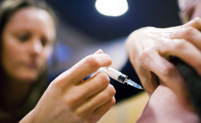 Vaccinazione antinfluenzale, è ufficialmente iniziata la campagna di ATS Insubria