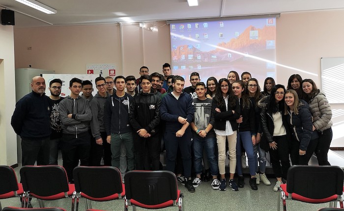 Luino, progetto alternanza scuola-lavoro: studenti protagonisti degli itinerari della memoria