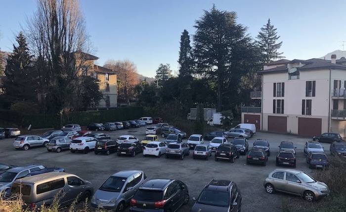 Luino, una raccolta firme per la valorizzazione dell'ex area Diana: