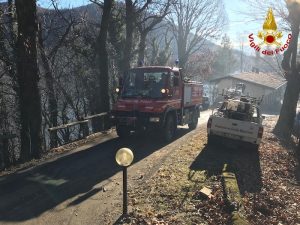 Incendio in Valganna: migliora la situazione, l'Alpe Cuseglio fuori pericolo