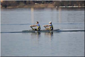 Canottieri Luino, 14 medaglie alla sprint di Monate. Esperienza coastal a Montecarlo
