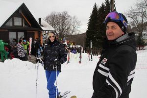 Sci, slittini e snow: la pista della Forcora invasa da bambini ed appassionati