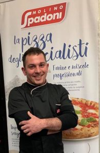 A Lavena Ponte Tresa nasce una scuola per diventare pizzaioli grazie a "Ciccio Pizza"
