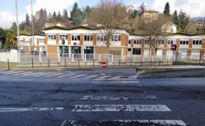 Luino, sicurezza stradale: "Pericoli anche nei pressi delle scuole, intervenire al più presto"
