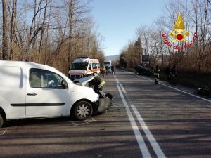 anno messo in sicurezza gli automezzi e collaborato con il personale sanitario per soccorrere i feriti.