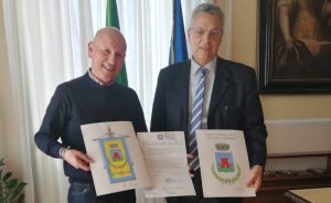 Maccagno con Pino e Veddasca, presentati il nuovo stemma e il nuovo gonfalone