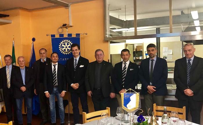 Il Rotary Club Laveno Luino Alto Verbano scopre i segreti della Sindone con il professor Fanti