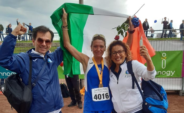 Jeux olympiques des sourds, la Luinese Cristina Gogna est prête à éduquer l’Italie au Brésil