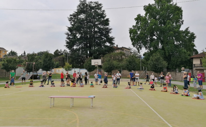 Luino, consegna dei diplomi ai piccoli dell'asilo comunale (3)
