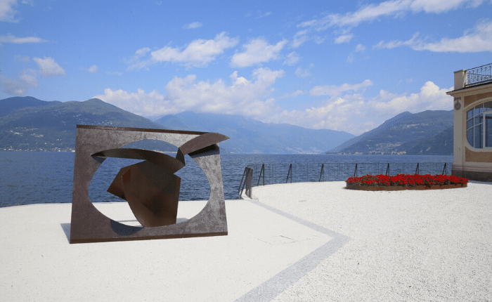 Luino, Palazzo Verbania riapre con la mostra _Spazio e Ferro_ (1)-min