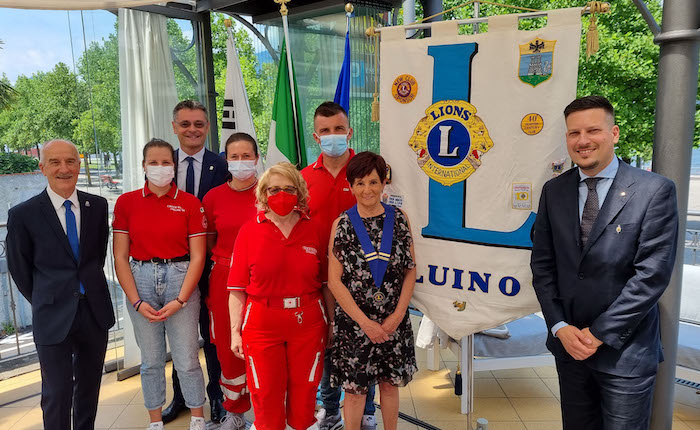 Il Lions Club Luino al fianco di Caritas e Croce Rossa