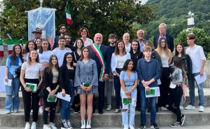 lavena ponte tresa battesimo civico e benemerenze (1)