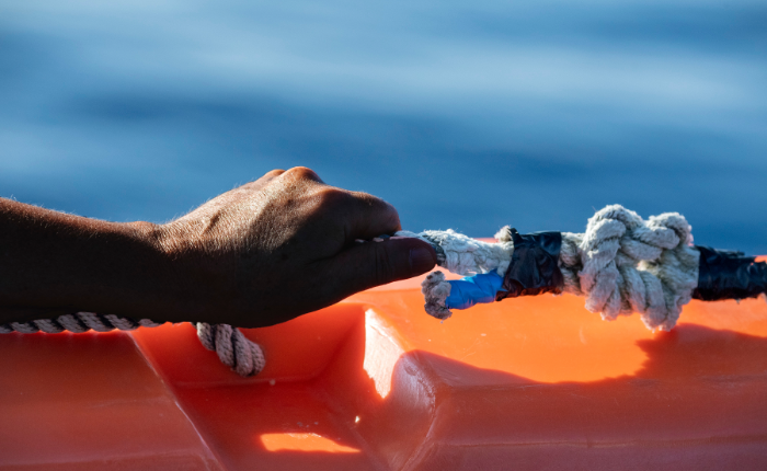 In aumento gli sbarchi di migranti sulle coste italiane, distribuzione urgente anche nel Varesotto