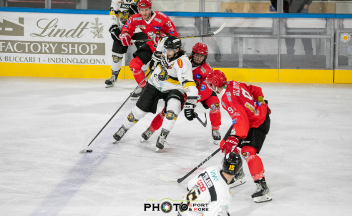 HCMV Varese Hockey, Game 3 belongs to Mastiffs.  Now the victory goal to close the series