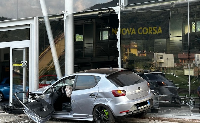 Incidente Mesenzana Concessionario Passeri