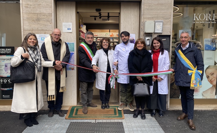 Luino, la farmacia di Voldomino sempre più vicina ai bisogni della comunità