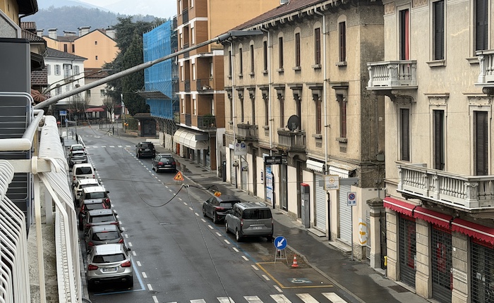 Luino, fibra ottica in via Veneto: i chiarimenti dell’assessore Porfiri sui disagi