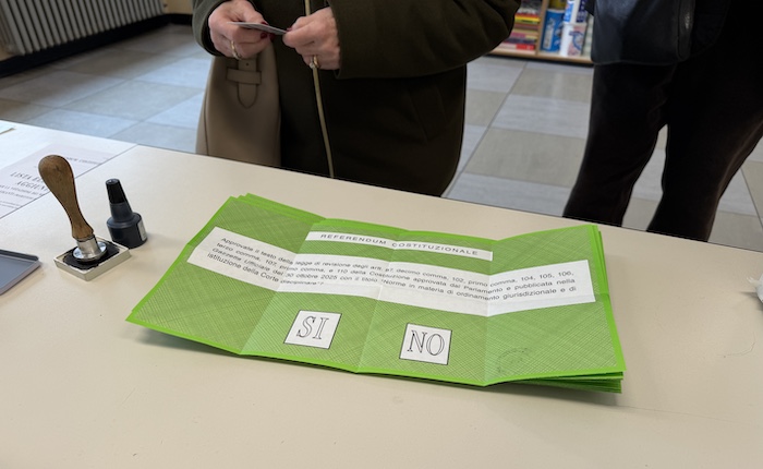 Referendum giustizia, l’affluenza alle 12 in tutti i paesi dell’alto Varesotto
