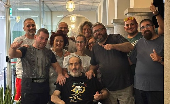 Besozzo, il cuore dei Ragazzi della Nord: pennelli e rulli per imbiancare la Rsa Ronzoni