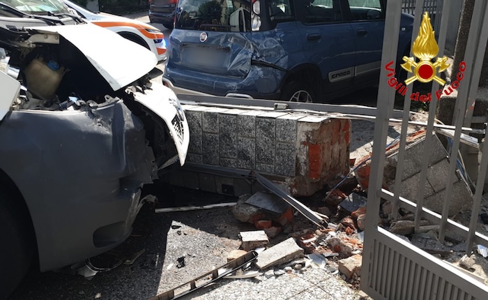 vigili del fuoco gemonio - 1