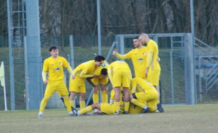 Luino, sfida alla capolista Accademia Bustese: i rossoblù cercano la svolta