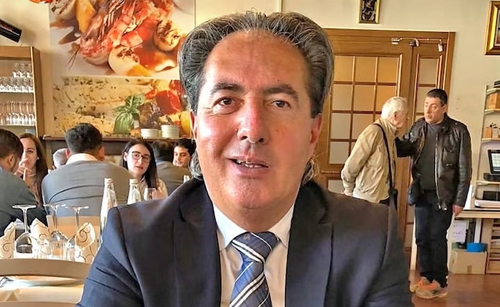 Tragedia a Luino, è morto il 65enne colpito da malore: addio ad Andrea Ghisolfi