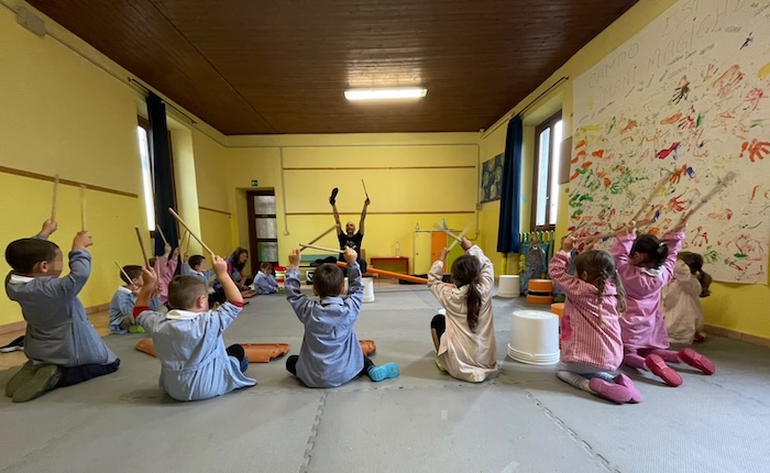 La musica arriva all'Asilo Lucchini di Porto Valtravaglia