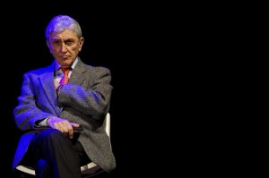 Respinto il ricordo ad Antonio Bassolino (ANSA / CIRO FUSCO)