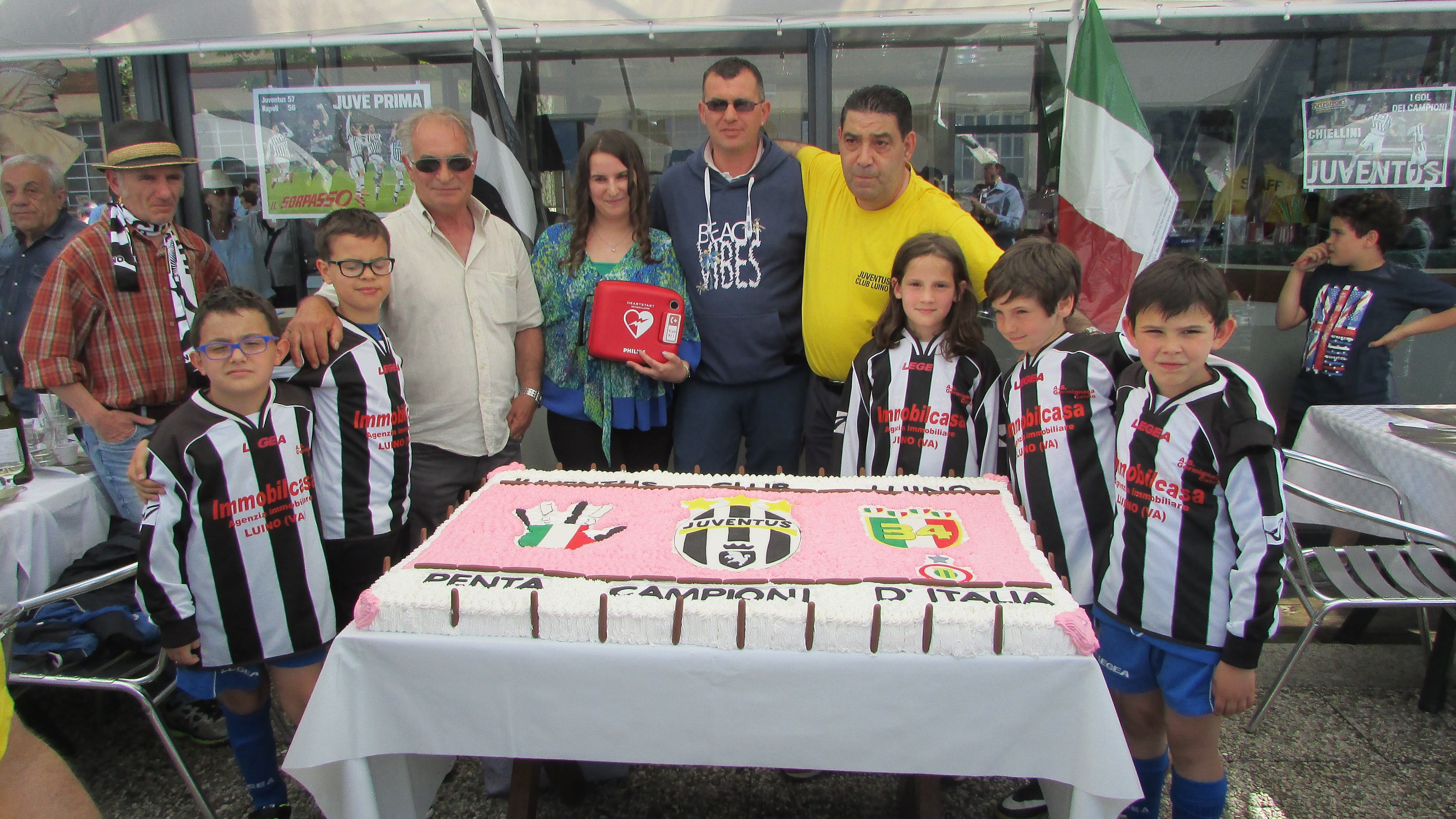 Dallo Juventus Club di Luino un defibrillatore in regalo all'A.S.D. Germignaga