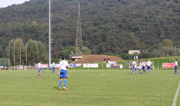 Luino-Maccagno soffre e diverte, bell'esordio contro la Guanzatese (0-0). L'incasso ai terremotati