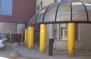 L'entrata del Pronto Soccorso di Luino, in provincia di Varese
