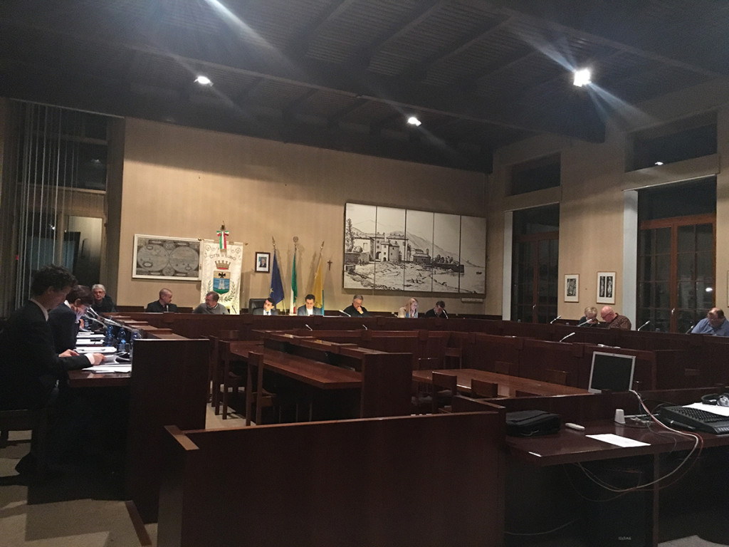 La seduta di ieri sera, lunedì 7 marzo, del consiglio comunale di Luino